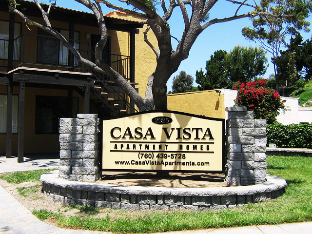 Casa Vista Monument Sign